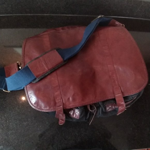 A.kurtz messenger style shoulder bag - Picture 4 of 4